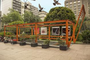 Centro de exposiciones Subte Entrada al Subte en Plaza Fabini