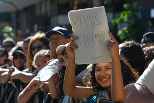 Camila Sapin en los festejos por los 300 años de Montevideo Camila Sapin en los festejos por los 300 años de Montevideo