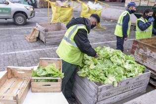 Recuperación de alimentos con destino a la Red de Ollas Populares Recuperación de alimentos con destino a la Red de Ollas Populares