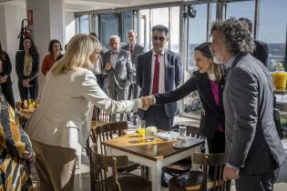 Desayuno con embajadores en el Mirador panorámico de la Intendencia de Montevideo