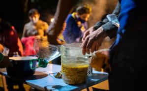 Olla popular en el Teatrito Barrio Lavalleja