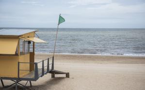 Inicio de temporada de guardavidas en la playa Pocitos
