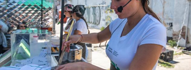 Taller de Cocina Uruguay en la feria de la calle Emilio Romero y Avda. Agraciada