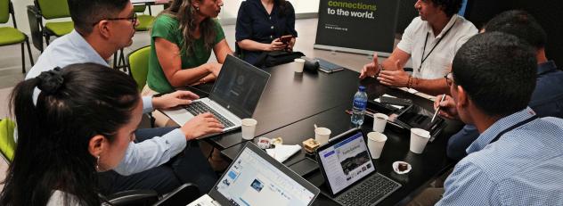 Montevideo LAB en el hub de ciudades 
