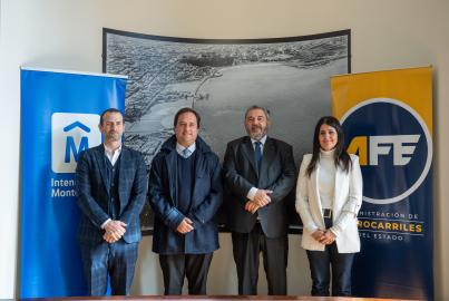 Firma de convenio con la Administración de Ferrocarriles del Es