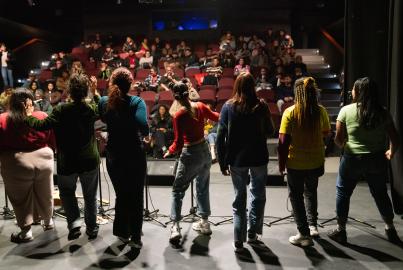Encuentro de Murga Joven en la sala Lazaroff