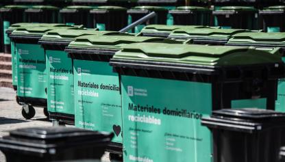 Lanzamiento del programa “Reciclando Barrio a Barrio” en la explanada de la Intendencia de Montevideo