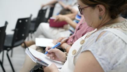 Reunión con vecinos, vecinas y concejales del Municipio C por el programa Montevideo se Ilumina