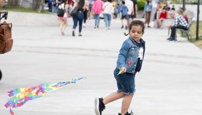 Actividades en la Parque de la Amistad por el día de las plazas