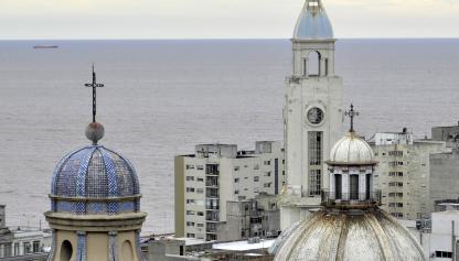 Cúpula de edificio del Correo Nacional