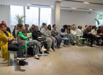 20250422dicimouyvc0005.jpg Segunda asamblea con colectivos vinculados al Caserío de los n