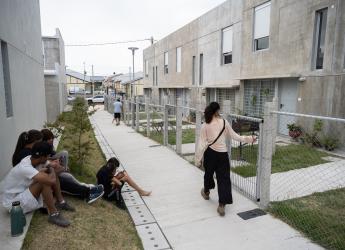 Inauguración del complejo Mazarino (realojo de familias de Chac