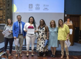 Entrega de certificados en capacitación laboral para personas refugiadas, solicitantes de asilo y migrantes 