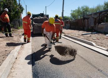 Asfaltado en barrio Las Cabañitas 