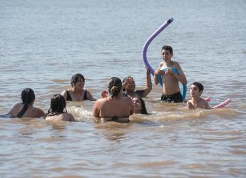 Actividades físicas, deportivas y recreativas para personas con discapacidad en la Playa del Cerro