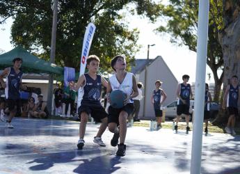 Partido de la Conferencia Oeste del Torneo Jr. NBA en Paso de las Duranas