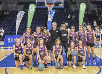 Entrenadora Victoria Pereyra del Cleveland Cavalliers del torneo Jr. NBA 