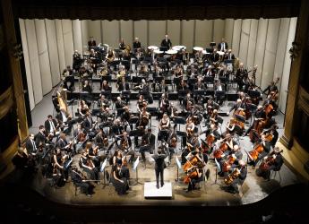 Concierto inaugural de la temporada principal 2022 de la Orquesta Filarmónica de Montevideo en en Teatro Solís