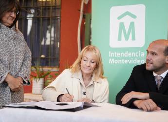 Firma de convenio entre la Intendencia de Montevideo y el MIDES en el marco del Programa Calle