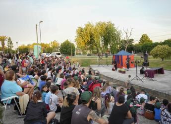 Función de Montevideo de las Artes en la plaza Transatlántico , 12 de enero de 2023