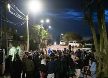  Montevideo se ilumina en el barrio 21 de Enero