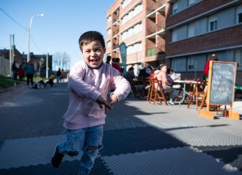 Peatonal barrial en al calle Ing. Enrique Chiancone, entre Veracierto e Hipólito Yrigoyen