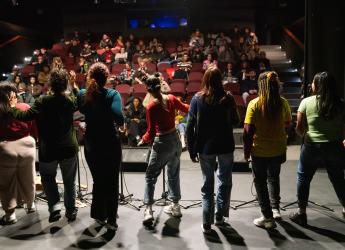 Encuentro de Murga Joven en la sala Lazaroff