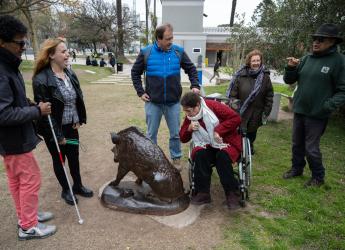 Recorrida de turismo accesible en el Parque de la Amistad