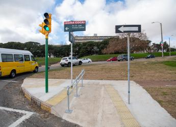 Nuevo semáforo en Rambla Pte. Wilson y Avda. Julio María Sosa
