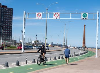 Nuevos carteles de límite de velocidad en la Rambla y calle Sarandí