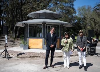 Inauguración de kiosco de venta de souvenirs y baños accesibles en el Jardín Botánico