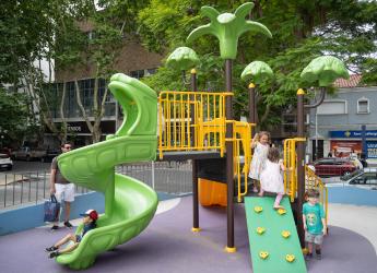 Reacondicionamiento de Plaza Infantil Libertad y Pereira