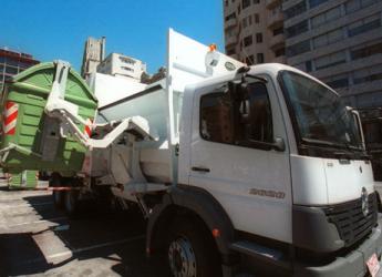 Presentacion de los nuevos camiones y del nuevo sistema de recoleccion de residuos domiciliarios con contenedores de la IM.