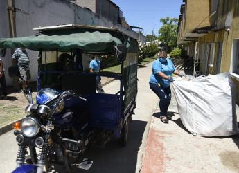 Traslado de bolsones en cooperativa CAMVU a planta de clasificación