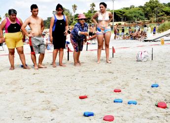 Tejo inclusivo en playas de Montevideo