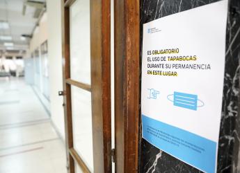 Atención al público con protocolo por coronavirus.