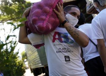 Entrega de alimentos e insumos a ollas populares 