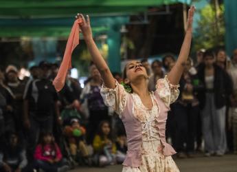 Danzas folclóricas en la Semana Criolla 2022