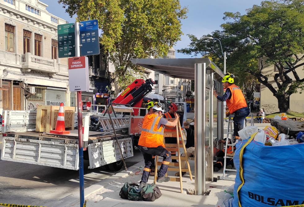 20250429im.jpg Renovación de paradas del transporte público